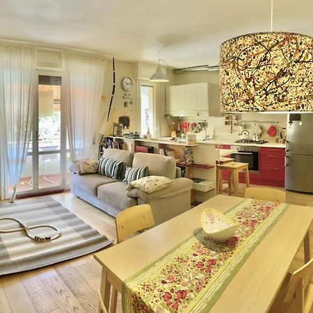 A Casa Di Rocco With Air Condition, Wifi And Private Parking Lucca Exterior photo