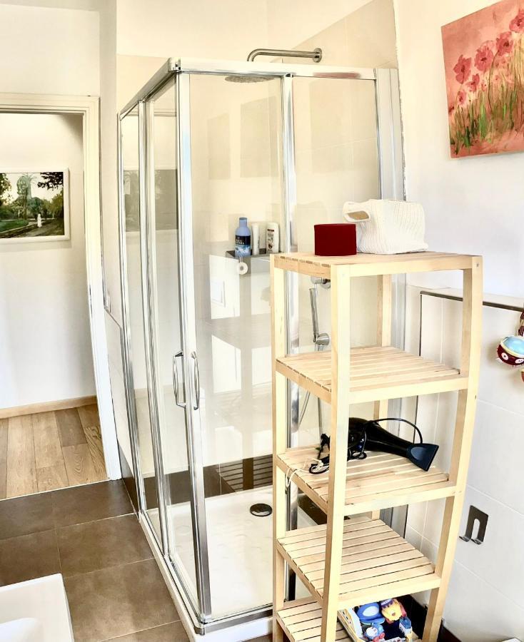 A Casa Di Rocco With Air Condition, Wifi And Private Parking Lucca Exterior photo